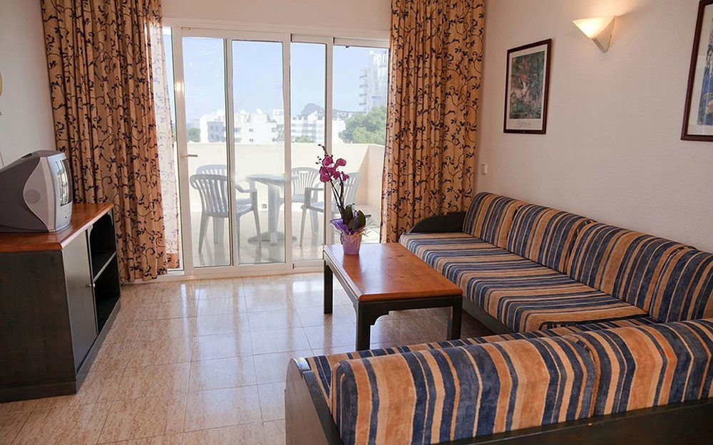 Apartamentos Blue Star (Adults Only) Сан-Антонио-Абад Экстерьер фото