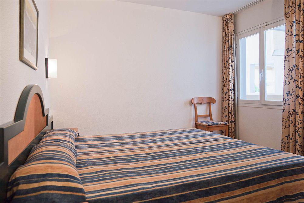 Apartamentos Blue Star (Adults Only) Сан-Антонио-Абад Экстерьер фото